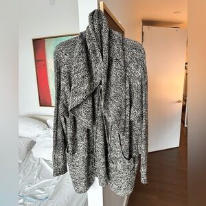 Oversized Knit Cardigan with Scarf and Pockets Black and White Sweater